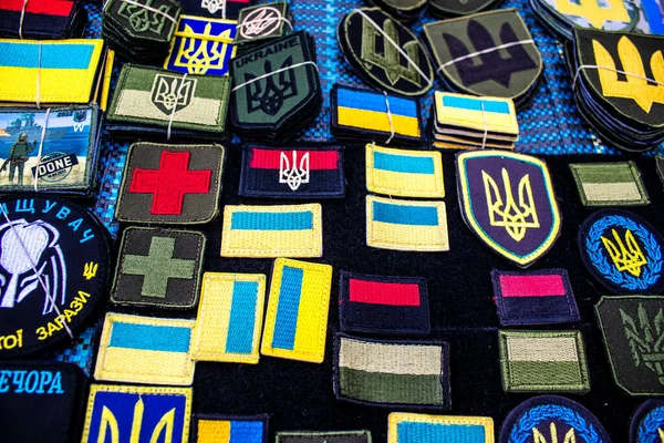 Декоративні Єкти Продаються Вулицях Києва Україні Підрозділи Інші Військові Пам — стокове фото