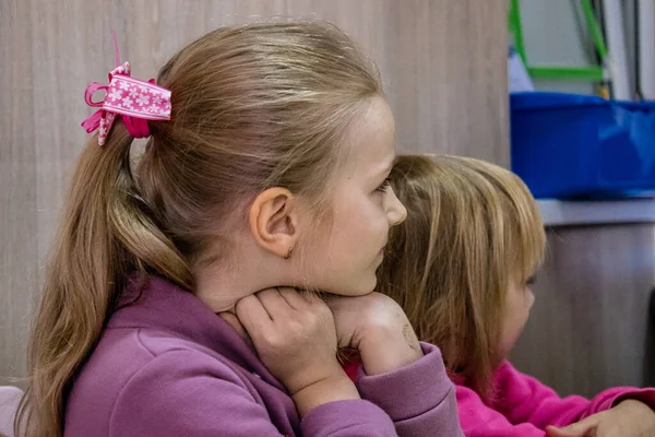 Kinderen Uit Verschillende Oorlogsgebieden Oekraïne Verblijven Het Vluchtelingencentrum Dnipro Caritas — Stockfoto