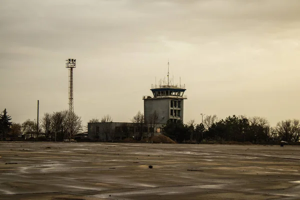 stock image Destruction of Kherson International Airport in Chornobaivka, located in Kherson Oblast in Ukraine. The Chernobaivka attacks are a series of Ukrainian attacks on the Russian-held Kherson International Airport during the Russian invasion campaign in s