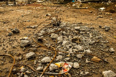 Ukrayna 'nın Kherson Oblastı' nda bulunan Chornobaivka 'daki Kherson Uluslararası Havalimanı' nın yıkımı. Chernobaivka saldırıları, Rus işgali sırasında Rusya 'nın elinde bulunan Kherson Uluslararası Havalimanı' na yapılan bir dizi Ukrayna saldırısıdır.