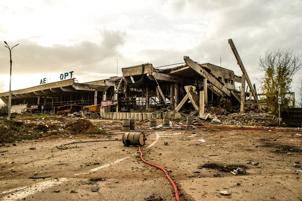 Destruction Aéroport International Kherson Chornobaivka Situé Dans Oblast Kherson Ukraine — Photo
