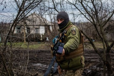 Ukrayna ordusu Ukrayna 'nın Donbass bölgesindeki Terny' de konuşlandı. Burası cephe hattı. Rus ordusu Ukrayna 'yı işgal etti.