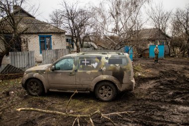 Ukrayna ordusu Ukrayna 'nın Donbass bölgesindeki Terny' de konuşlandı. Burası cephe hattı. Rus ordusu Ukrayna 'yı işgal etti.