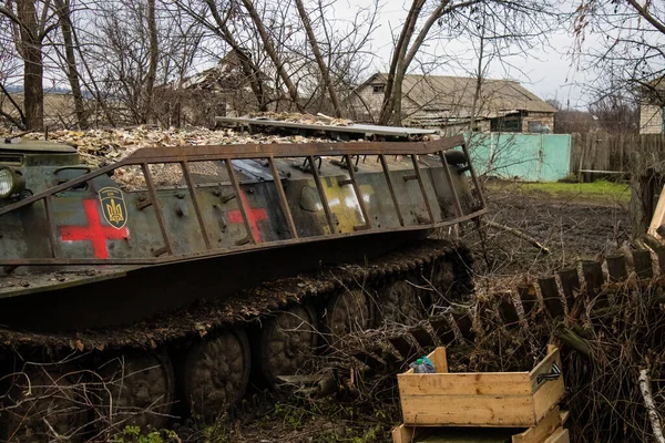 Ukrayna ordusu Ukrayna 'nın Donbass bölgesindeki Terny' de konuşlandı. Burası cephe hattı. Rus ordusu Ukrayna 'yı işgal etti.