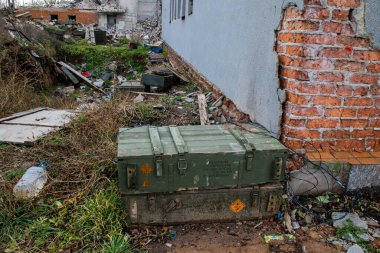 Uluslararası Kherson Havaalanı 'nda Rus pozisyonu. Ukrayna 'daki Kherson Oblastı' nda. Chernobaivka saldırıları, Rusya 'nın güneydeki işgali sırasında Rusya' nın elinde bulunan Kherson Uluslararası Havalimanı 'na yapılan bir dizi Ukrayna saldırısıdır.