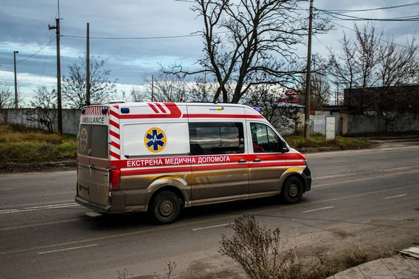 Ambulance Conduisant Dans Les Rues Kherson Après Libération Ville Par — Photo