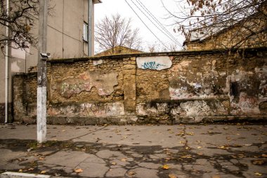 Şehir manzarası ve Kherson City 'deki bina cephesi. Rus birlikleri dokuz aylık işgalden ve Ukrayna ordusunun karşı saldırısından sonra Kherson 'dan ayrıldı.