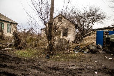 Ukrayna 'nın Donbass bölgesindeki Terny köyünün şehri, burası cephe hattı, Rus ordusu Ukrayna' yı işgal etti ve savaş alanı haline gelen bu bölgede şiddetli çatışmalar yaşanıyor.