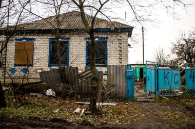 Ukrayna 'nın Donbass bölgesindeki Terny köyünün şehri, burası cephe hattı, Rus ordusu Ukrayna' yı işgal etti ve savaş alanı haline gelen bu bölgede şiddetli çatışmalar yaşanıyor.