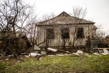 Ukrayna 'nın Donbass bölgesindeki Terny köyünün şehri, burası cephe hattı, Rus ordusu Ukrayna' yı işgal etti ve savaş alanı haline gelen bu bölgede şiddetli çatışmalar yaşanıyor.