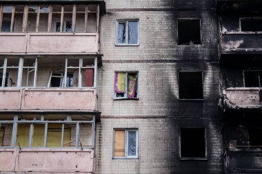 Irpin, Ukrayna 'da Kyiv şehrinin yanında yer alan kahraman bir kasabadır. Çoğu bina ya tahrip edildi ya da onarılamaz şekilde hasar gördü. Şehir Rus topçuları tarafından bombalandı ve savaş sırasında birçok insan öldü..
