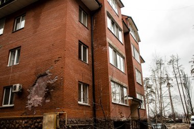 Irpin, Ukrayna 'da Kyiv şehrinin yanında yer alan kahraman bir kasabadır. Çoğu bina ya tahrip edildi ya da onarılamaz şekilde hasar gördü. Şehir Rus topçuları tarafından bombalandı ve savaş sırasında birçok insan öldü..