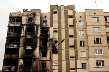 Irpin, Ukrayna 'da Kyiv şehrinin yanında yer alan kahraman bir kasabadır. Çoğu bina ya tahrip edildi ya da onarılamaz şekilde hasar gördü. Şehir Rus topçuları tarafından bombalandı ve savaş sırasında birçok insan öldü..