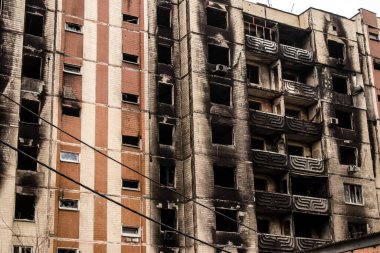 Irpin, Ukrayna 'da Kyiv şehrinin yanında yer alan kahraman bir kasabadır. Çoğu bina ya tahrip edildi ya da onarılamaz şekilde hasar gördü. Şehir Rus topçuları tarafından bombalandı ve savaş sırasında birçok insan öldü..