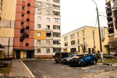 Irpin, Ukrayna 'da Kyiv şehrinin yanında yer alan kahraman bir kasabadır. Çoğu bina ya tahrip edildi ya da onarılamaz şekilde hasar gördü. Şehir Rus topçuları tarafından bombalandı ve savaş sırasında birçok insan öldü..