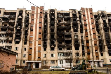 Irpin, Ukrayna 'da Kyiv şehrinin yanında yer alan kahraman bir kasabadır. Çoğu bina ya tahrip edildi ya da onarılamaz şekilde hasar gördü. Şehir Rus topçuları tarafından bombalandı ve savaş sırasında birçok insan öldü..