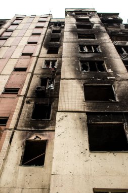 Irpin, Ukrayna 'da Kyiv şehrinin yanında yer alan kahraman bir kasabadır. Çoğu bina ya tahrip edildi ya da onarılamaz şekilde hasar gördü. Şehir Rus topçuları tarafından bombalandı ve savaş sırasında birçok insan öldü..
