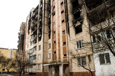 Irpin, Ukrayna 'da Kyiv şehrinin yanında yer alan kahraman bir kasabadır. Çoğu bina ya tahrip edildi ya da onarılamaz şekilde hasar gördü. Şehir Rus topçuları tarafından bombalandı ve savaş sırasında birçok insan öldü..