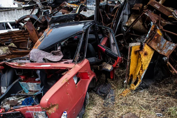 stock image The cemetery of destroyed civilian vehicles in Irpin, the town that played a crucial role in the Battle for Kyiv.