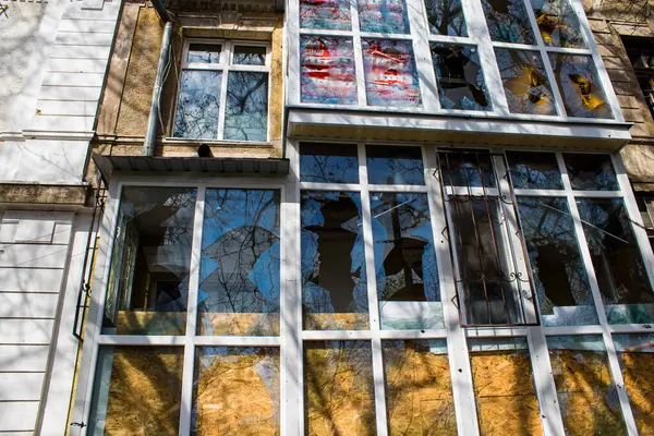 Зіткнувшись Руйнуваннями Від Артилерії Херсоні Місто Постійно Перебуває Під Російським — стокове фото