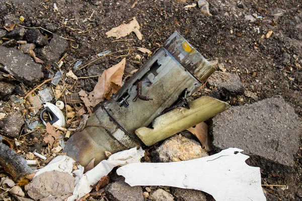 Niewybuchowa Rakieta Ulicy Chersonia Ukraina Marca 2023 Niewybuchowa Rakieta Która — Zdjęcie stockowe