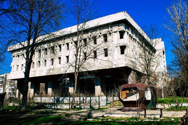 Βλάβη Κτιρίου Από Πυροβολικό Στην Πόλη Kherson Πόλη Kherson Είναι — Φωτογραφία Αρχείου