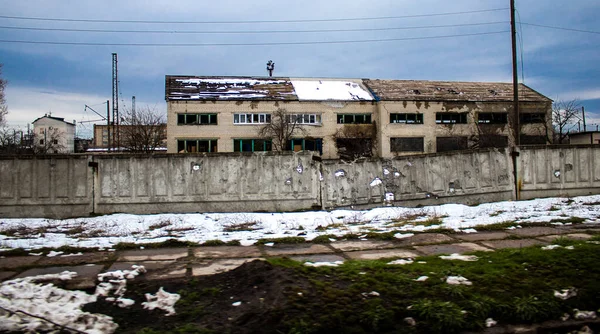 Lyman Ukraina April 2023 Byggnaderna Och Affärerna Skadades Svårt Bombningarna — Stockfoto