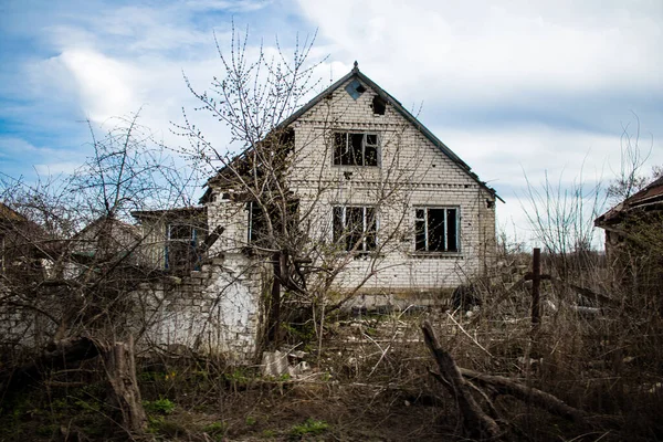 Terny Ucrania Abril 2023 Destruida Casa Pueblo Terny Donbass Ucrania — Foto de Stock