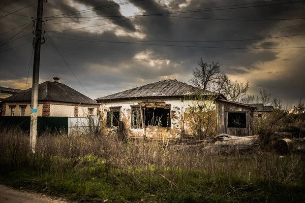 Izyum Oekraïne April 2023 Vernietigd Gebouw Gelegen Stad Izyum Oblast — Stockfoto