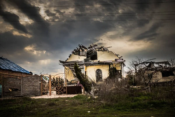 Изюм Украина Апреля 2023 Года Разрушенное Здание Расположено Городе Изюм — стоковое фото