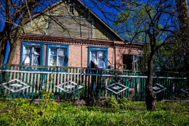 Donesk Oblastı 'ndaki Bohorodychne köyünde yıkılmış evler. Rus ordusu Ukrayna 'yı işgal etti ve savaş alanı haline gelen bu bölgede ağır çatışmalar yaşanıyor..