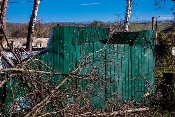 Vernietigde Huizen Gelegen Het Dorp Bohorodychne Donesk Oblast Het Russische — Stockfoto