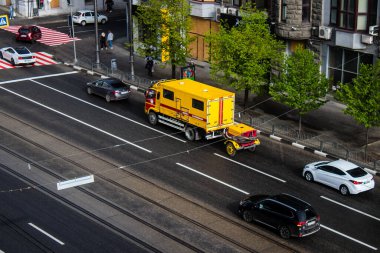 Harkiv 'in şehir manzarası, Harkiv Oblastı, cephe hattının yanında. Rus ordusu Ukrayna 'yı işgal etti ve savaş alanı haline gelen bu bölgede ağır çatışmalar yaşanıyor..