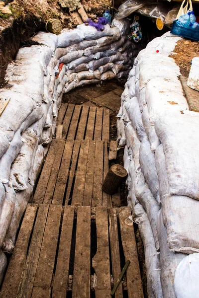 113. Harkiv Savunma Tugayı 'nın 209. Taburu' nun siperleri. Bu tugayın görevi Rus ordusunun tam önünde mevzilenmek ve tüm düşman saldırılarını püskürtmek..