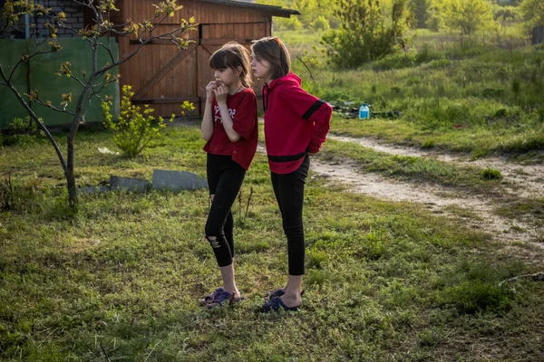Teenager Del Villaggio Yampil Regione Donetsk Ucraina Bambini Non Possono — Foto Stock