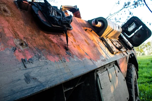 Egy Ukrán Hadsereg Btr Páncélozott Jármű Megsemmisült Tüzérségi Tűz Harci — Stock Fotó