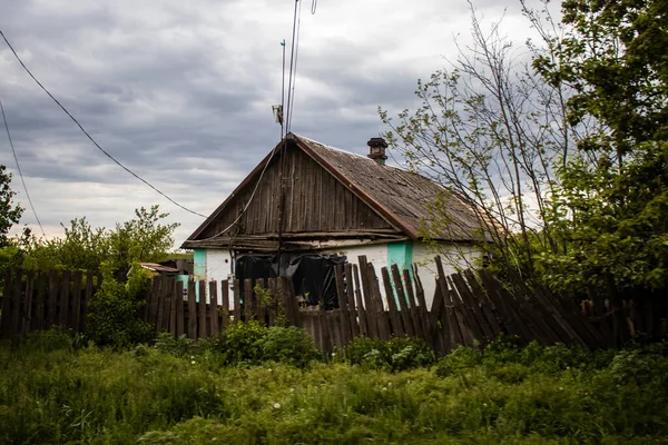 Поврежденные Здания Расположенные Селе Краснохоровка Российские Военные Бомбят Гражданские Объекты — стоковое фото