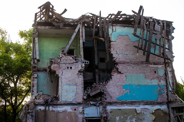 Poškozené Budovy Nacházejí Městě Kostiantynivka Ruská Armáda Bombarduje Civilní Cíle — Stock fotografie