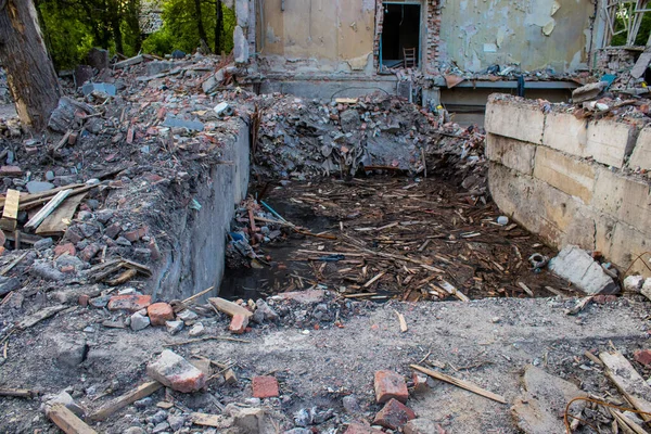 Décombres Bâtiment Situé Ville Kostiantynivka Armée Russe Bombarde Des Cibles — Photo