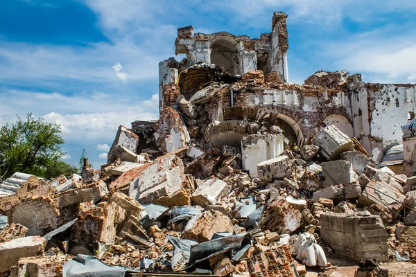 stock image The rubble of the Svyato Heorhiy Ivs Orthodox monastery located in Dolyna village which was destroyed in a bombardment by the Russian army litters the ground. Religious monuments are not spared by the fighting that raged in the region and this is a m