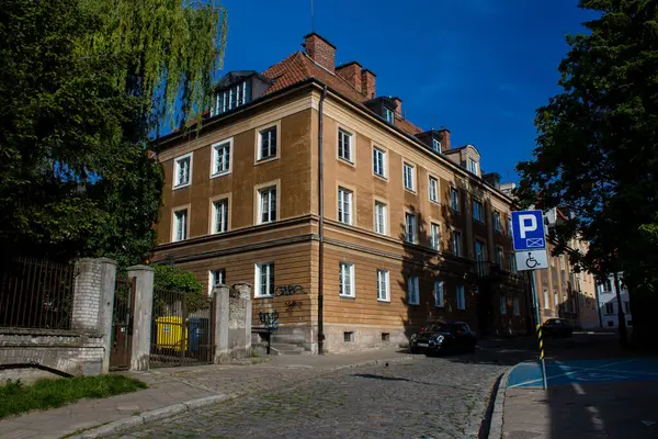 Varşova Polonya Mayıs 2023 Stary Rynek Civarındaki Yenilenmiş Ortaçağ Binası — Stok fotoğraf