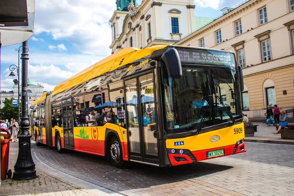 Warszawa Polska Maja 2023 Jazda Autobusem Ulicach Warszawy Część Systemu — Zdjęcie stockowe