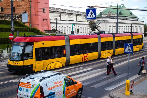 Varsovie Pologne Mai 2023 Tram Électrique Circulant Dans Les Rues — Photo