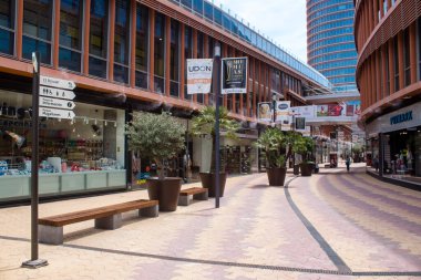 Sevilla, İspanya - Haziran 06, 2023 Sevilla şehir merkezi, sembolik bir şehir ve Endülüs 'ün başkenti.