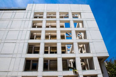 Seville, İspanya - Haziran 06, 2023 Cartuja Adası Mimari ve şehir manzarası, Sevilla semtlerinden biri, sembolik şehir ve Endülüs 'ün başkenti.