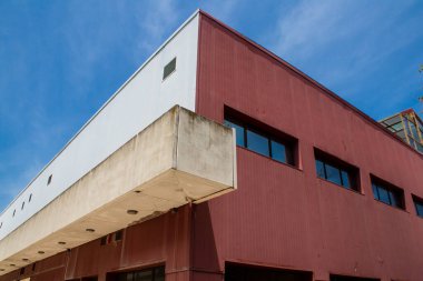 Seville, İspanya - Haziran 06, 2023 Cartuja Adası Mimari ve şehir manzarası, Sevilla semtlerinden biri, sembolik şehir ve Endülüs 'ün başkenti.