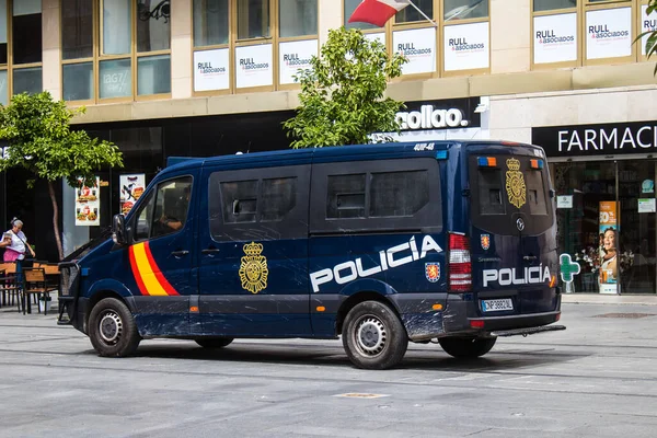 Севілья Іспанія Червня 2023 Поліцейська Машина Центрі Севільї Символічне Місто — стокове фото