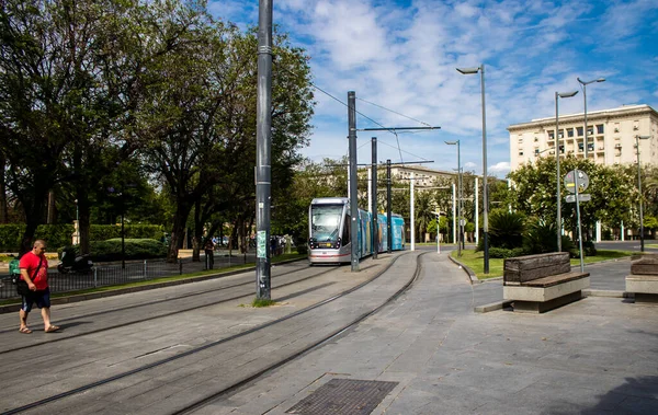Sevilla España Junio 2023 2023 Conducción Tranvía Eléctrico Las Calles — Foto de Stock