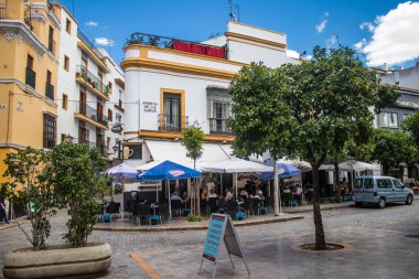 Sevilla, İspanya - 13 Haziran 2023 Sevilla şehir merkezi, sembolik bir şehir ve Endülüs 'ün başkenti..