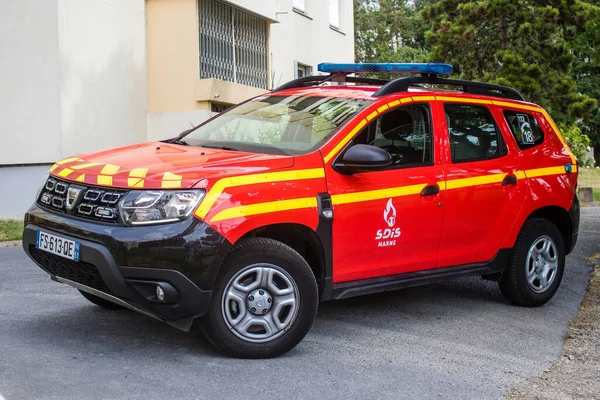 Stock image Reims, France - June 26, 2023 Firetruck of firefighters in intervention in a building on fire in Reims, France